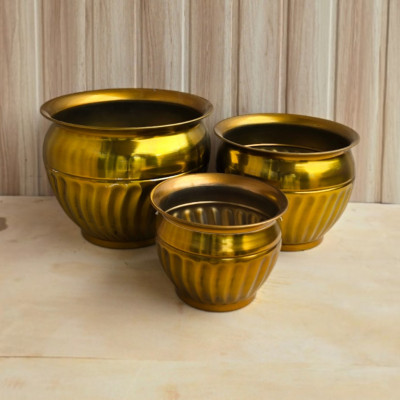 Metal urli set of 3