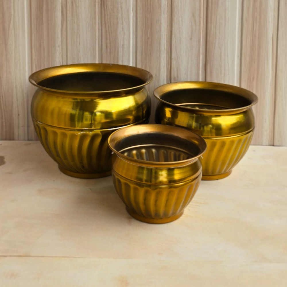 Metal urli set of 3