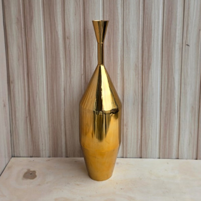 Metal vase