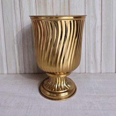 Metal vase 18 inch