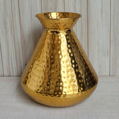 Metal vase