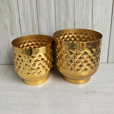Metal pot