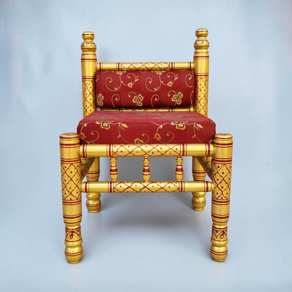 Vidhi chair