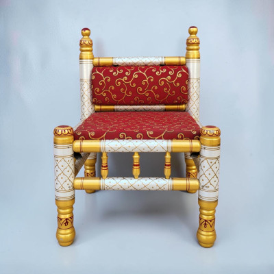 Vidhi chair