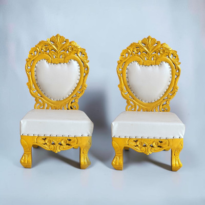 Vidhi chair