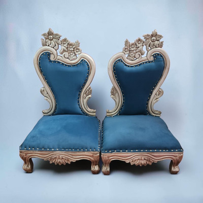 Vidhi chair