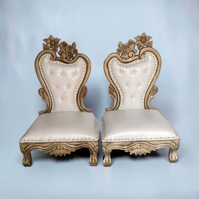 Vidhi chair