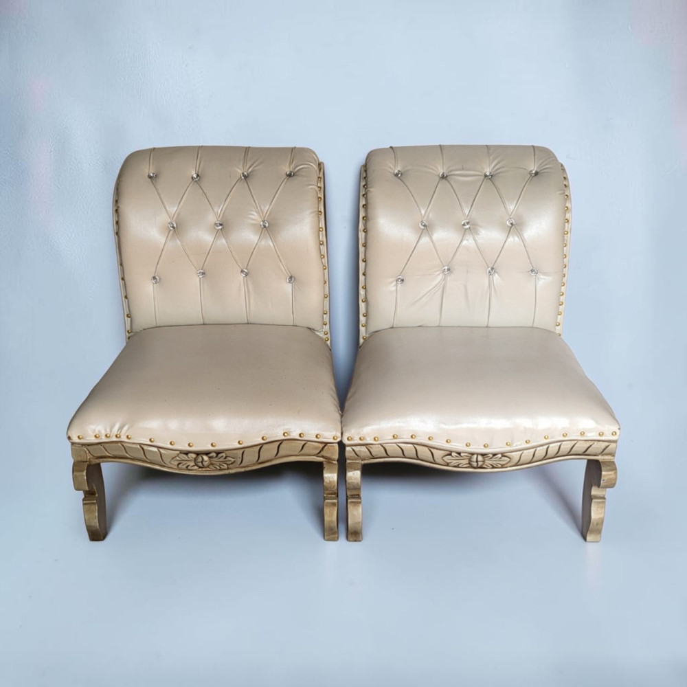 Vidhi chair