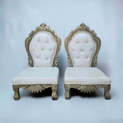 Vidhi chair