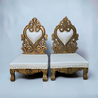 Vidhi chair