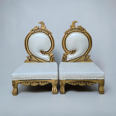 Vidhi chair