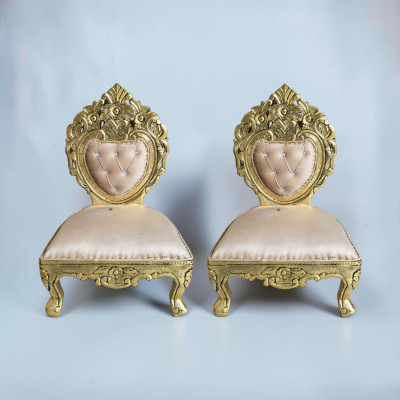 Vidhi chair
