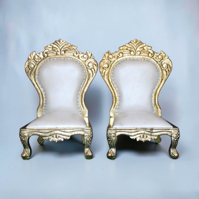 Vidhi chair