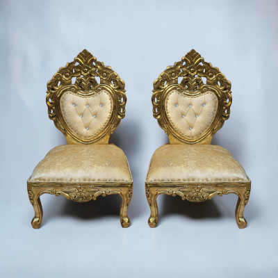 Vidhi chair