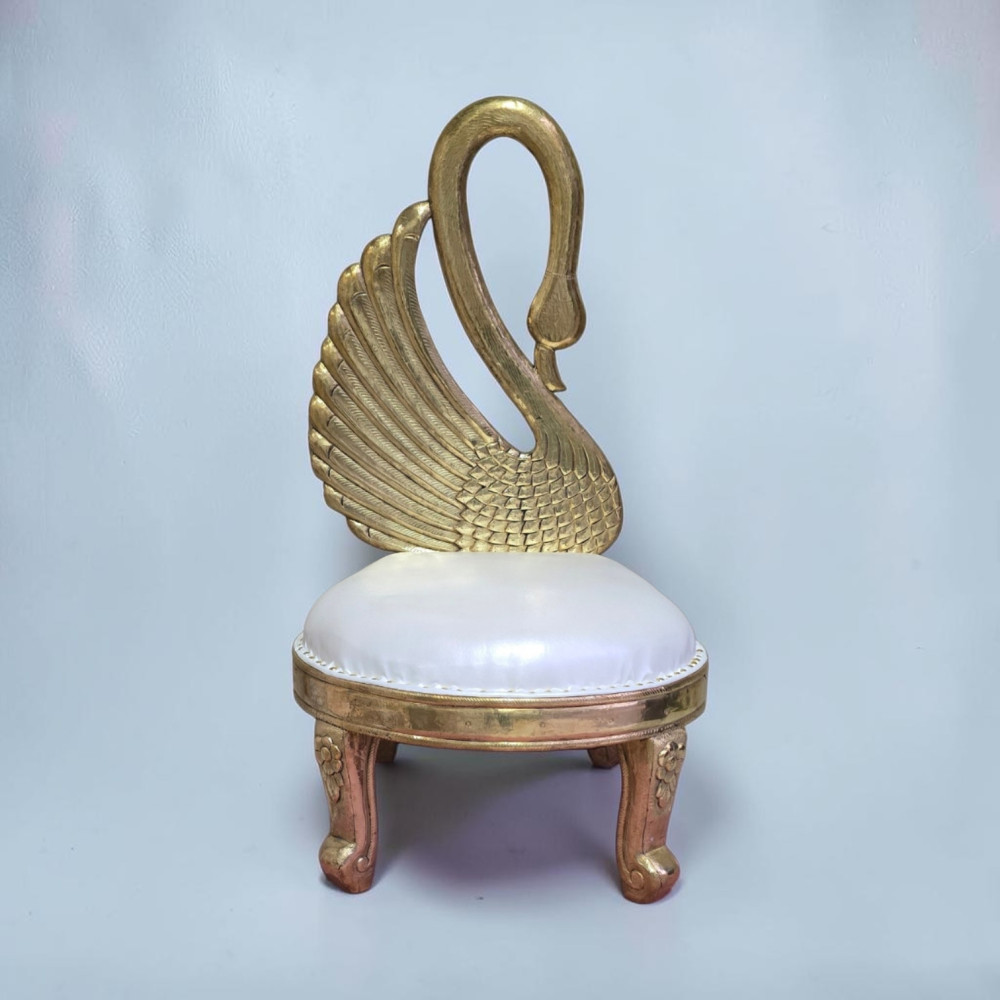 Vidhi chair