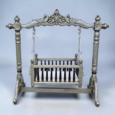 Cradle / Baby Palna