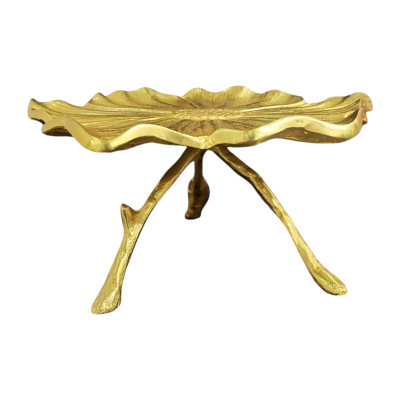 Leaf cake stand